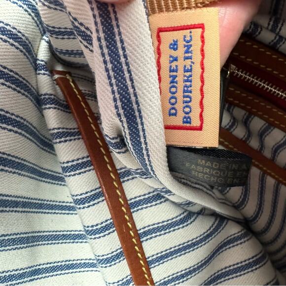 Dooney & Bourke Large Tan Pebble Hobo Shoulder Bag Purse - Picture 9 of 10